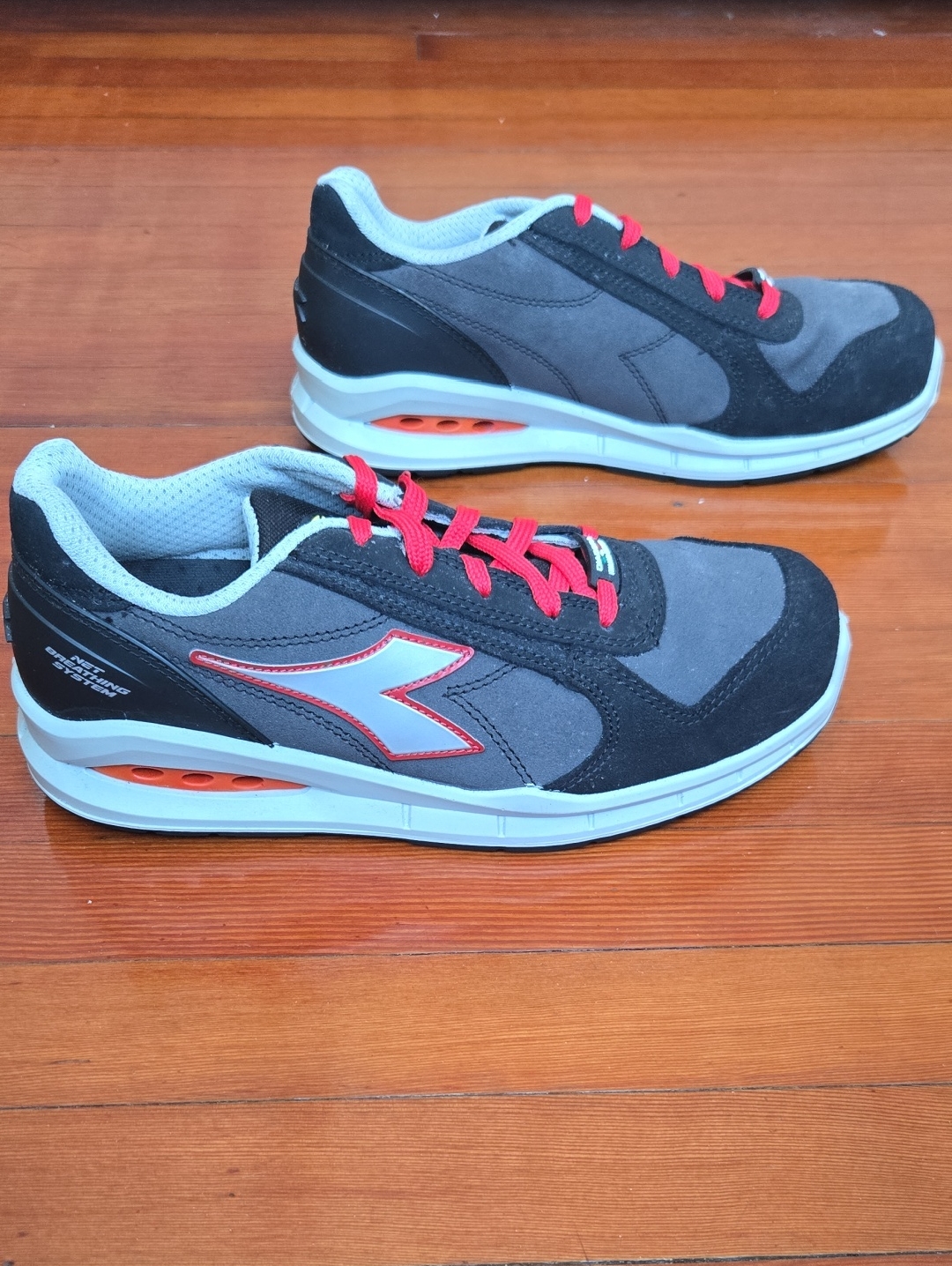Diadora Utility Shoes